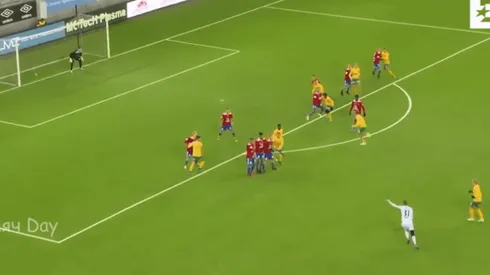 Golazo de arquero en el fútbol noruego