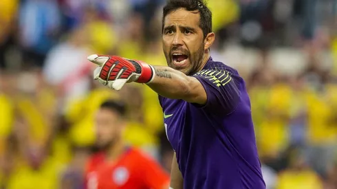 Bravo vuelve a la carga contra el Gobierno y la política chilena.