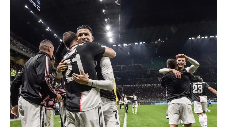 Juventus y Bologna se enfrentan por una nueva jornada del fútbol italiano.