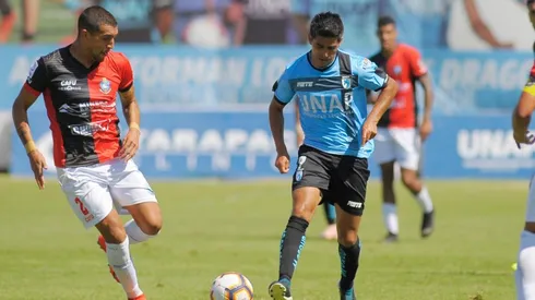 Leal actualmente juega en Magallanes.