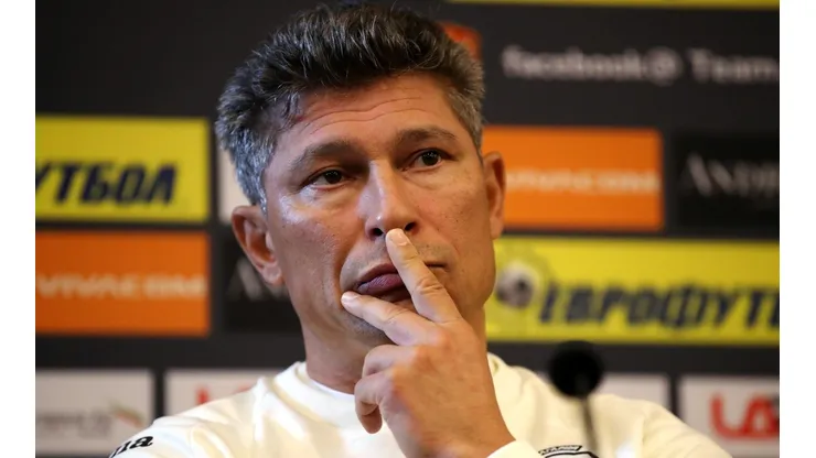 DT de Bulgaria renuncia tras cánticos racistas de los hinchas