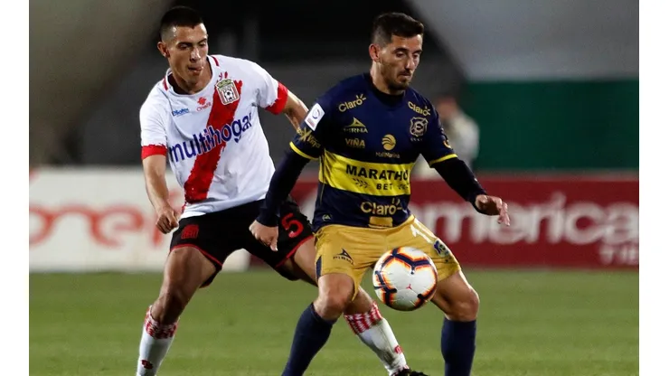 Everton y curicó, dos necesitados.