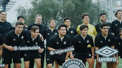 Marcelo Barticciotto dirigió la práctica final de la elección del nuevo embajador de Umbro.