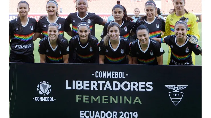 Santiago Morning, junto a Colo Colo, están en la actual edición.