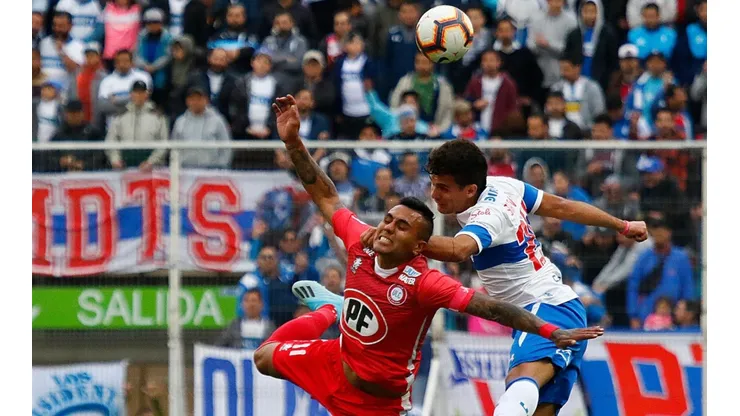 Juan Leiva la rompió ante la UC y se acordó de Paqui