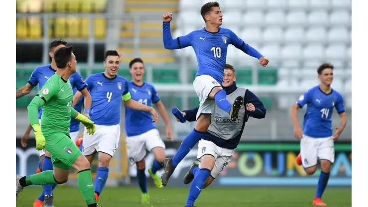 Sebastiano Esposito fue la figura de italia en la clasificatoria europea
