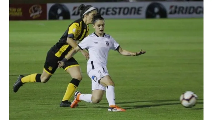 Colo Colo y Peñarol en la Copa.