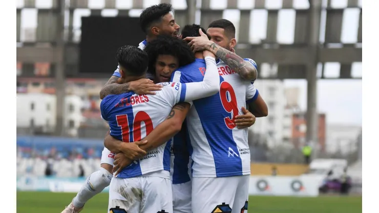 Antofagasta suma tres puntos de oro.