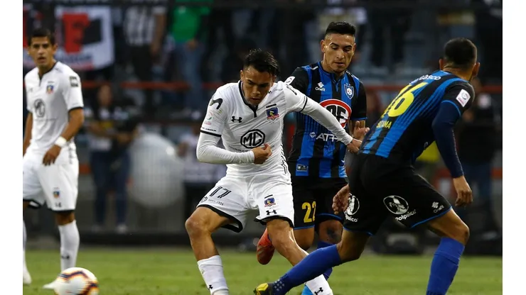 Colo Colo recibe a Huachipato por una nueva fecha del Campeonato Nacional.