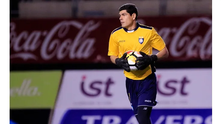 Carlos Lampe: "Me quedé con muchas ganas de debutar en Boca"