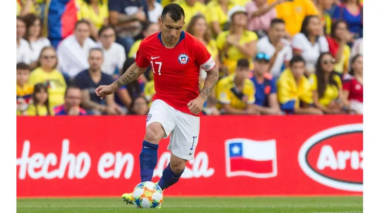 Medel estará un mes fuera