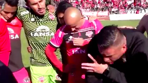 Técnico de Ñublense saca aplausos por tremenda charla motivacional a su plantel