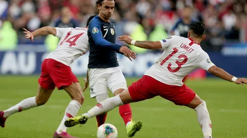 Empate entre Francia y Turquía