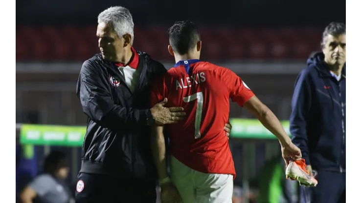 Reinaldo Rueda interpeló al Inter a la hora de hablar de la lesión de Alexis Sánchez