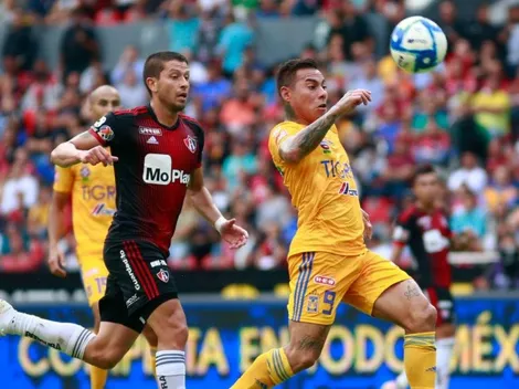 Vargas vuelve a las prácticas tras superar lesión en su rodilla