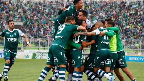 A estadio lleno: Santiago Wanderers y Cobreloa sacan aplausos en la Primera B