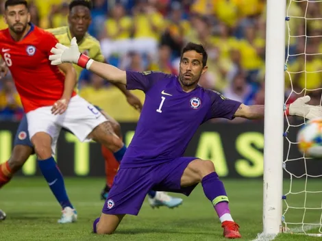 Prensa colombiana: "Claudio Bravo las atajó todas"