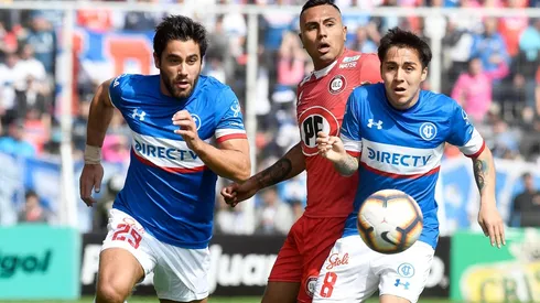 Unión La Calera tiene la ventaja en el marcador ante la UC por los cuartos de Copa Chile.