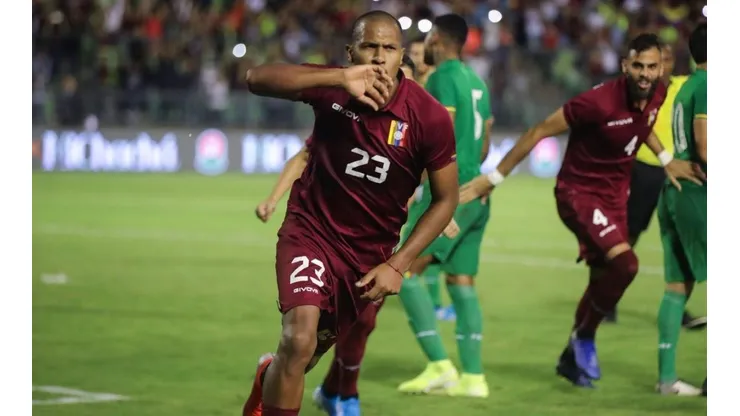 Salomón Rondón llegó a 26 goles con Venezuela.