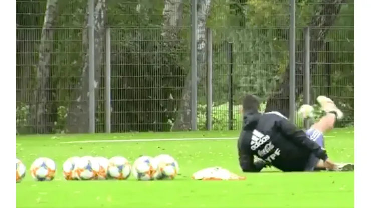 DT de Argentina se las da de crack y termina en el piso