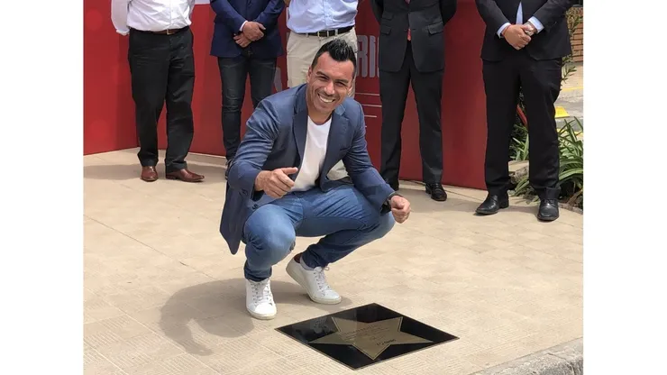 Como en Hollywood: Paredes tendrá estrella en la ANFP