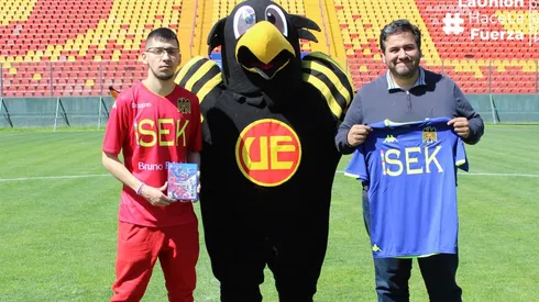 Unión Española presenta a sus dos jugadores profesionales de PES 2020