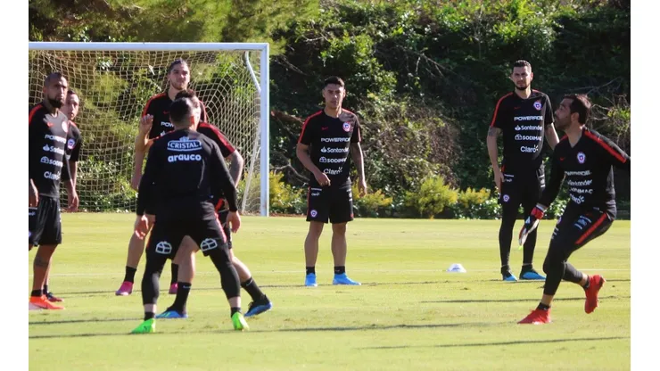 Arturo Vidal y Claudio Bravo compartirán cancha este sábado en Alicante
