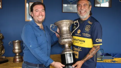 Tom Araya, hincha Oro y Cielo.