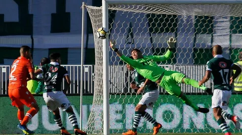 Wanderers y Cobreloa protagonizan una estrecha disputa por el liderato de la Primera B