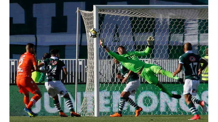 Wanderers y Cobreloa protagonizan una estrecha disputa por el liderato de la Primera B