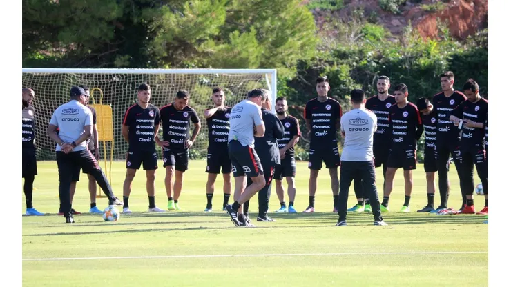 Con Bravo, Vidal y Medel: la formación que ensaya Reinaldo Rueda para enfrentar a Colombia