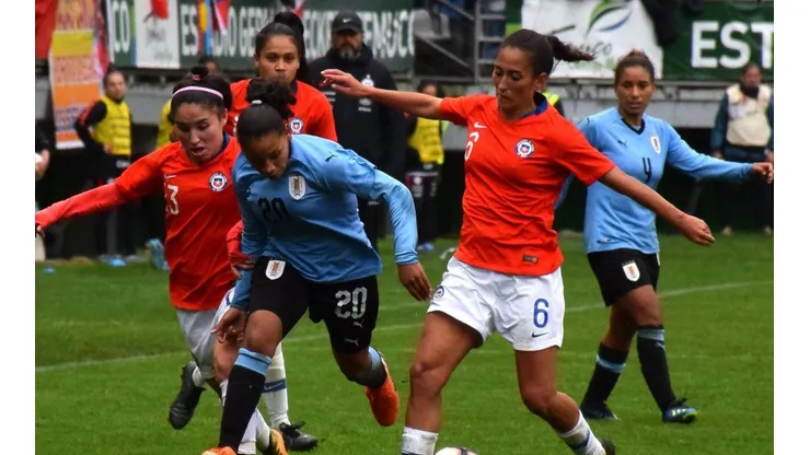 La Roja Femenina se vuelve a enfrentar a Uruguay, ahora en el Estadio El Teniente de Rancagua.