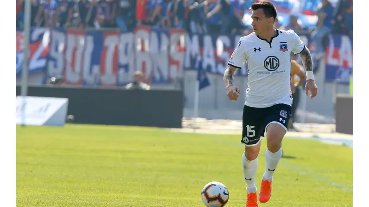 Mouche dio una asistencia para la historia.
