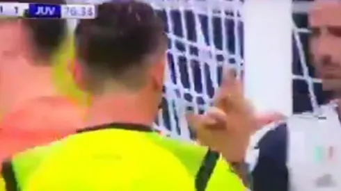 El saludo entre Rocchi y Bonucci no pasó desapercibido