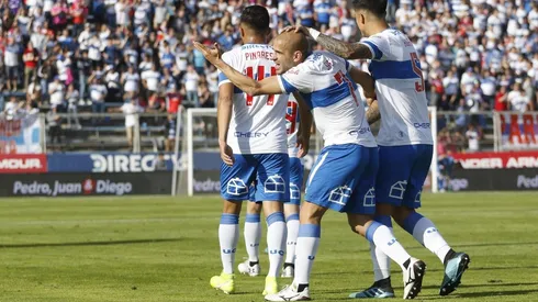 Tabla de posiciones: la UC a un paso del título y la U se hunde en el fondo