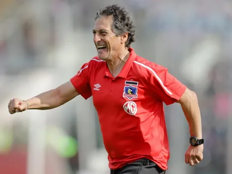 Mario Salas responde sólo dos preguntas para dar paso a Paredes