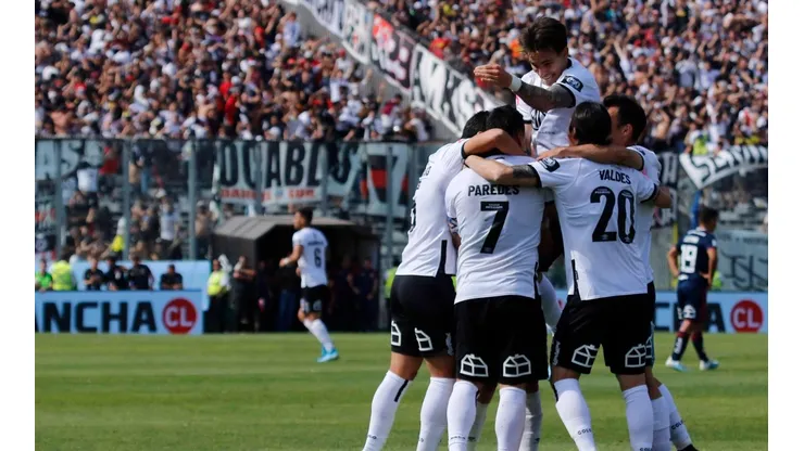 Colo Colo se quedó con el Superclásico en el Monumental.