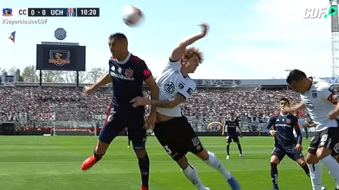 La clara mano del argentino.