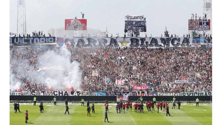 Más de 15 mil personas llegaron este mediodía al estadio Monumental