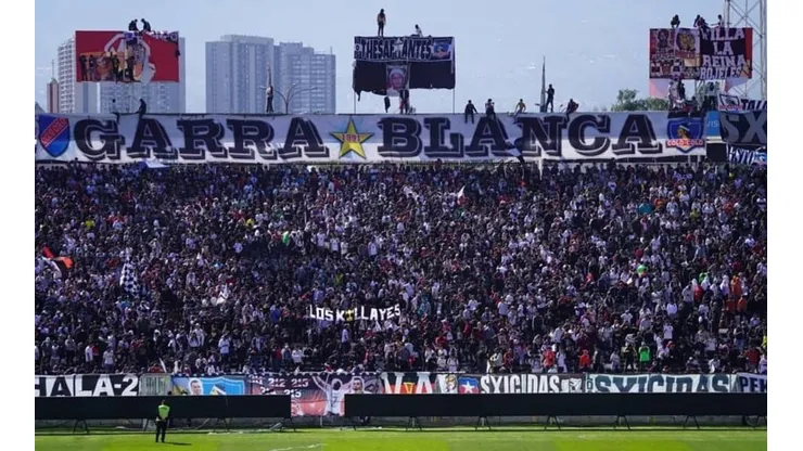 En vivo: hinchas de Colo Colo realizan el "Arengazo" previo al Superclásico en el Estadio Monumental