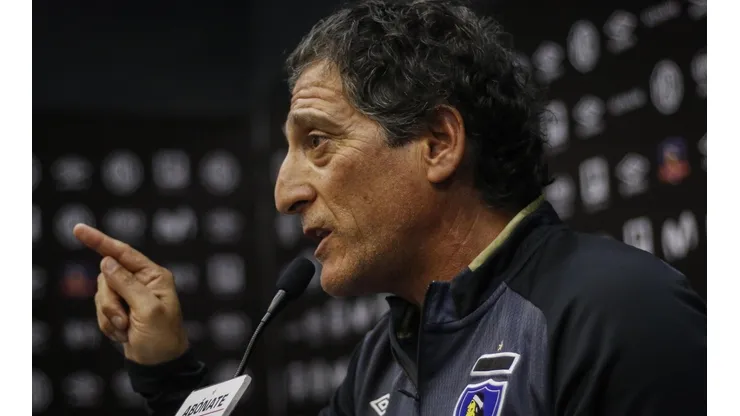 Mario Salas confía en su equipo y ratifica que Esteban Paredes está listo
