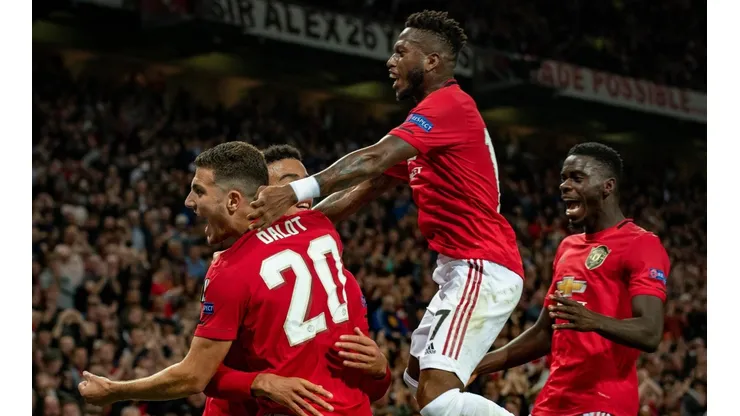 Manchester United enfrenta al AZ Alkmaar por la Europa League.