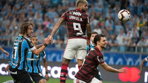 Flamengo rescata un valioso empate en su visita a Gremio por semis de Copa Libertadores