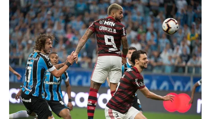 Flamengo rescata un valioso empate en su visita a Gremio por semis de Copa Libertadores