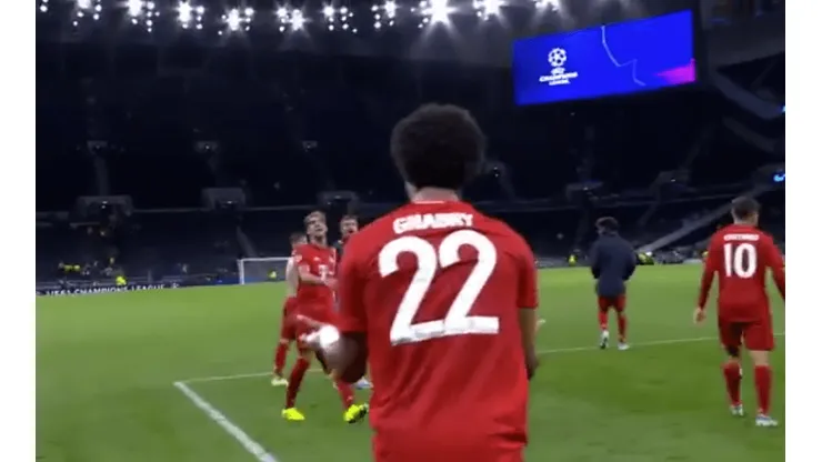 Gnabry no se puede creer lo que le hizo el español
