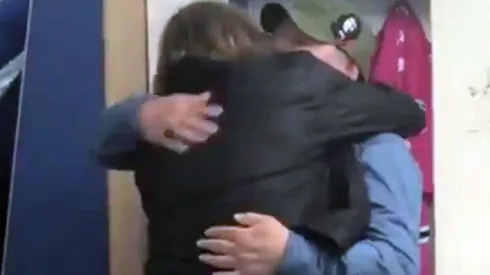Lindo abrazo se dieron dos amigos de siempre