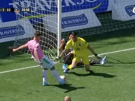 ¡Portentoso! Brayan Cortés se luce con doble atajada ante Holgado