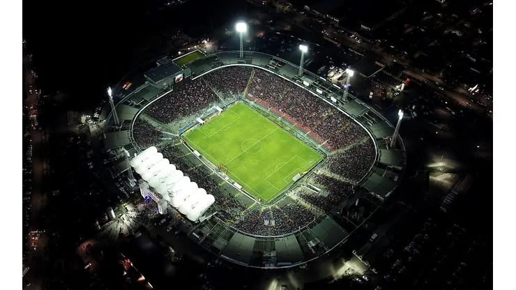 El estadio Monumental de Colo Colo cumple 30 años de su inauguración definitiva.