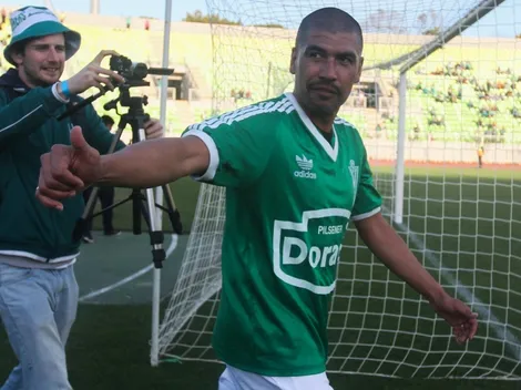 Ormeño y momento de Wanderers: "Hay que prenderle velitas a Canelón"