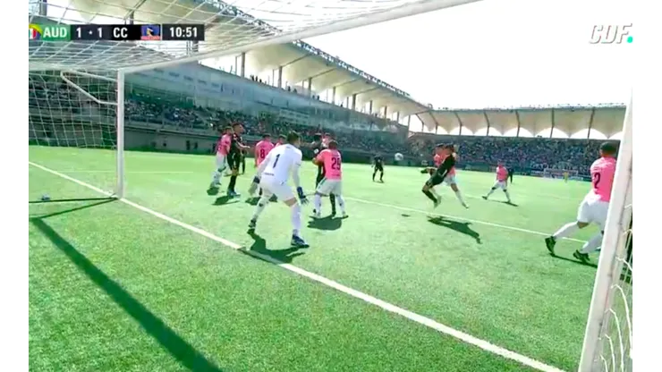 ¡Lo empata Colo Colo! Julio Barroso pone el 1-1 ante Audax Italiano